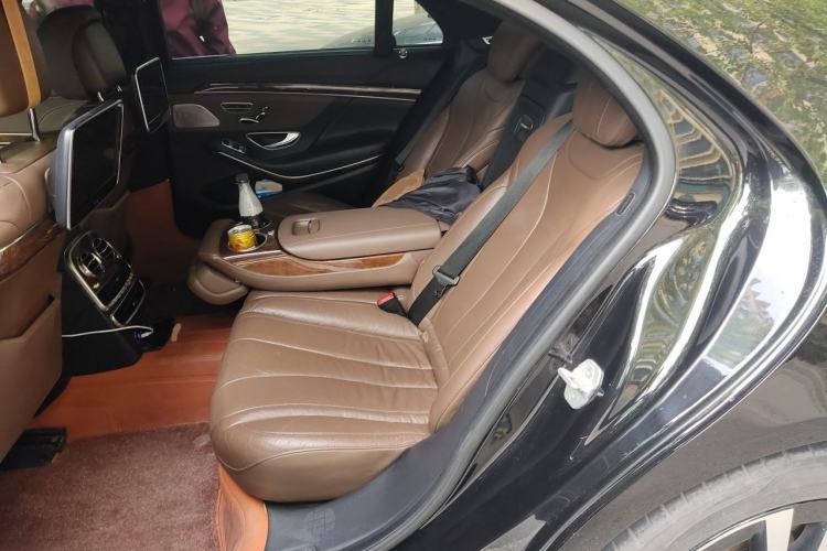 Used Mercedes-Benz S-Class 2014 S 320 L Luxury Model Left Rear Seat