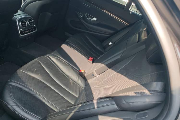 Used Mercedes-Benz S-Class 2014 S 320 L Business Model Left Rear Seat
