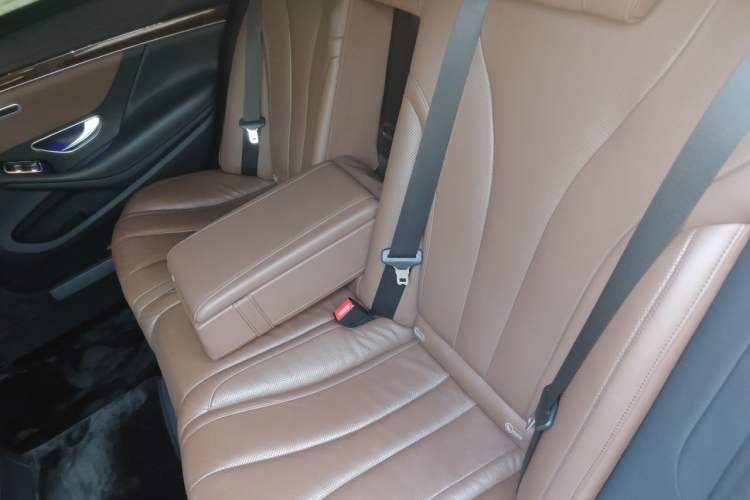 Used Mercedes-Benz S-Class 2014 S 320 L Business Model Left Rear Seat