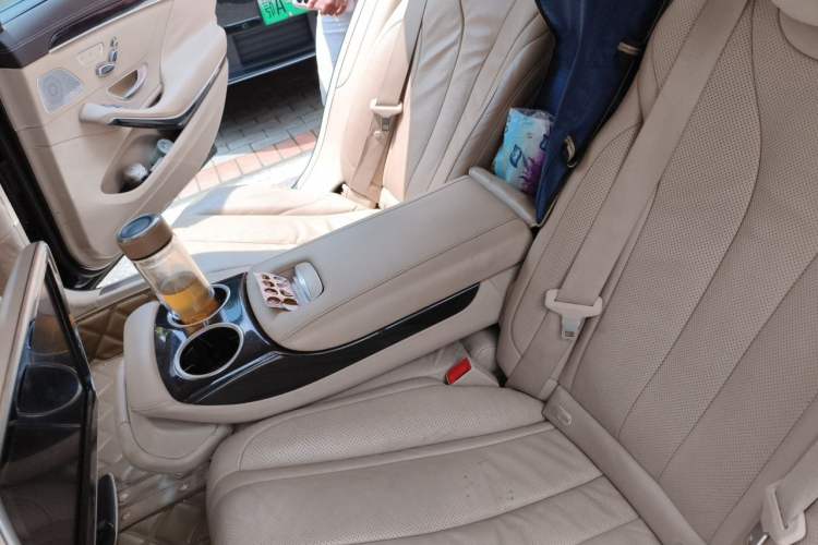 Used Mercedes-Benz S-Class 2014 S 320 L Luxury Model Left Rear Seat
