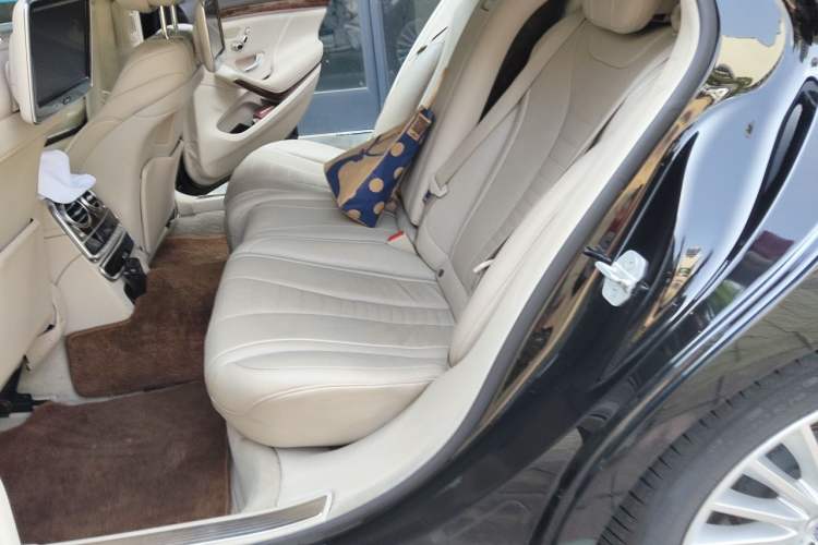 Used Mercedes-Benz S-Class 2014 S 500 L 4MATIC Left Rear Seat