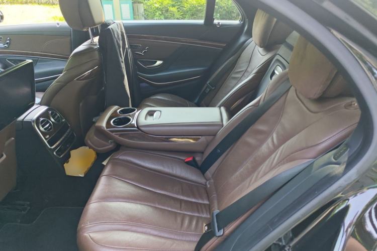 Used Mercedes-Benz S-Class 2014 S 320 L Luxury Model Left Rear Seat