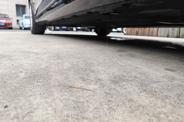 Used Mercedes-Benz S-Class 2014 S 320 L Business Model Left Side Sill