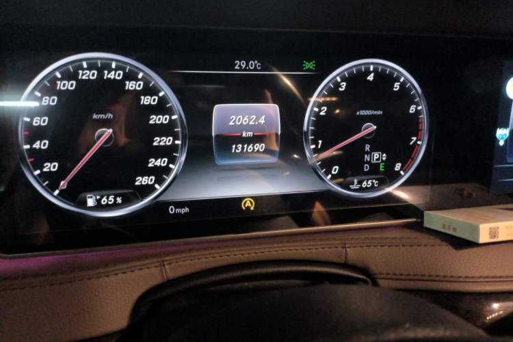 Used Mercedes-Benz S-Class 2014 S 320 L Business Model Odometer Close Up