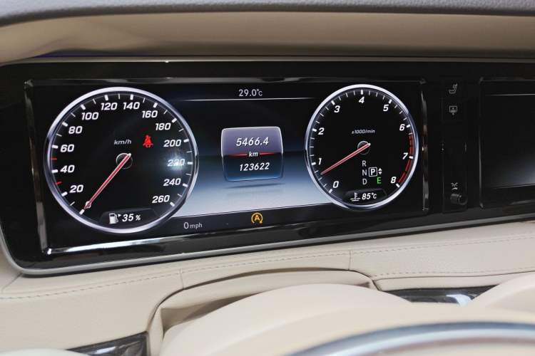 Used Mercedes-Benz S-Class 2014 S 320 L Luxury Model Odometer Close Up