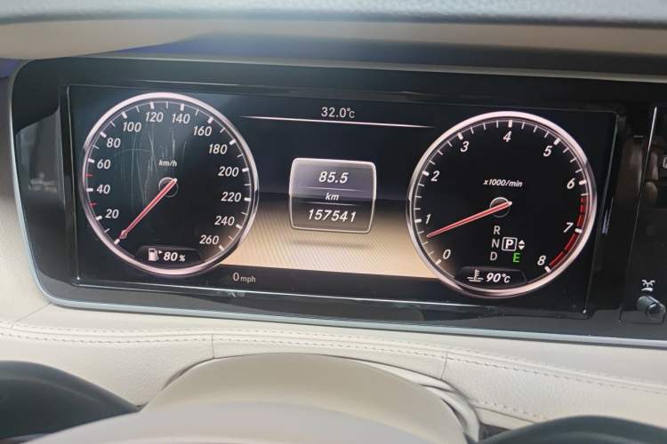 Used Mercedes-Benz S-Class 2014 S 400 L Prestige Edition Odometer Close Up