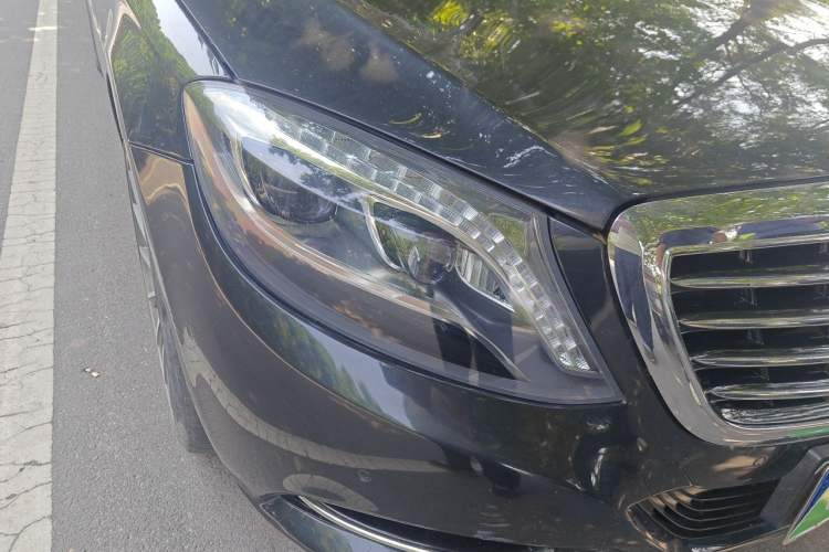 Used Mercedes-Benz S-Class 2014 S 400 L Prestige Edition Right Front Headlight