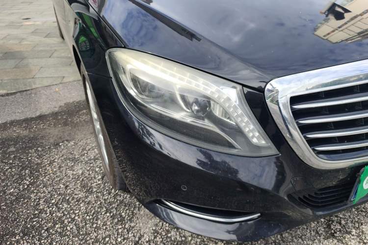 Used Mercedes-Benz S-Class 2014 S 320 L Business Model Right Front Headlight