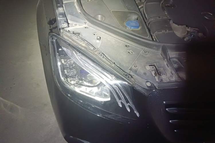 Used Mercedes-Benz S-Class 2014 S 320 L Luxury Model Right Front Headlight