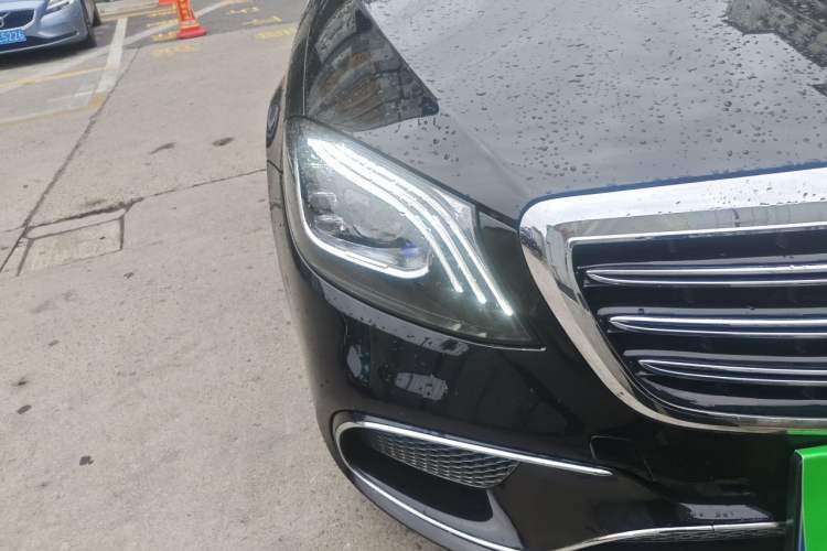 Used Mercedes-Benz S-Class 2014 S 320 L Luxury Model Right Front Headlight