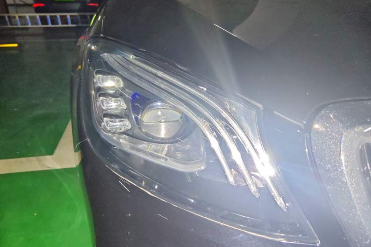 Used Mercedes-Benz S-Class 2014 S 400 L Prestige Edition Right Front Headlight