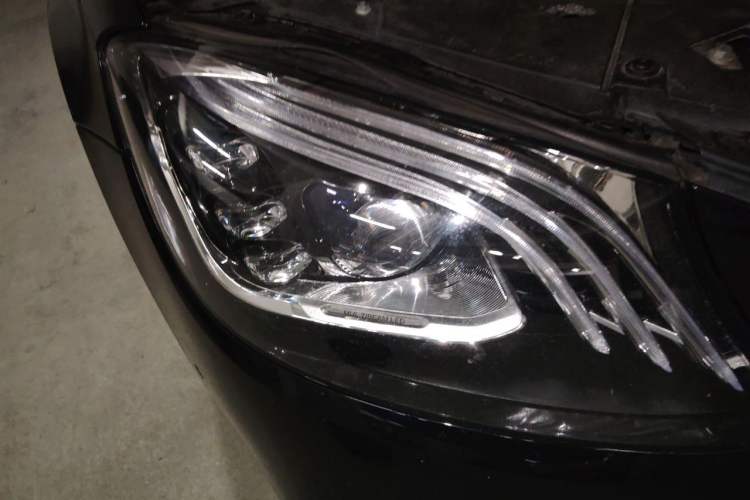 Used Mercedes-Benz S-Class 2014 S 320 L Business Model Right Front Headlight