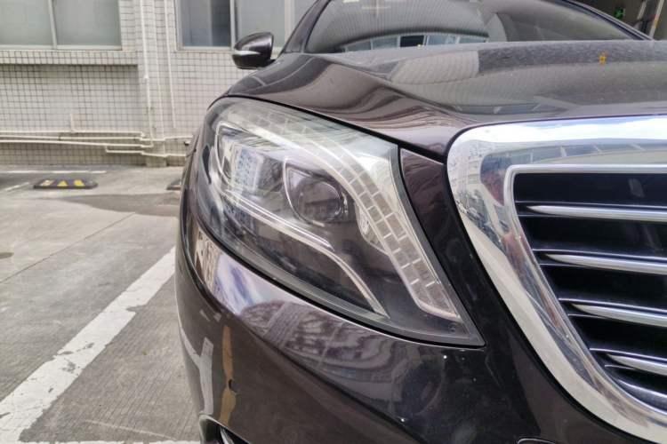 Used Mercedes-Benz S-Class 2014 S 320 L Business Model Right Front Headlight