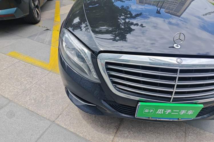 Used Mercedes-Benz S-Class 2014 S 400 L Prestige Edition Right Front Headlight