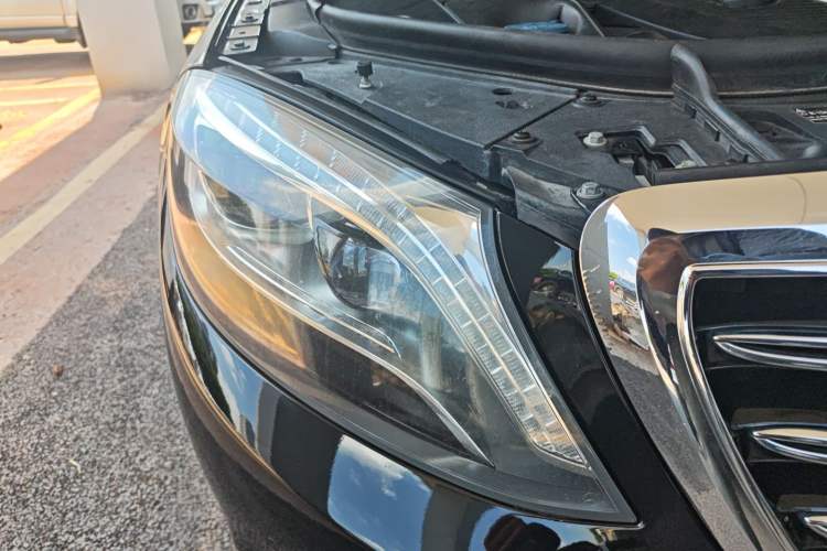 Used Mercedes-Benz S-Class 2014 S 600 L Right Front Headlight