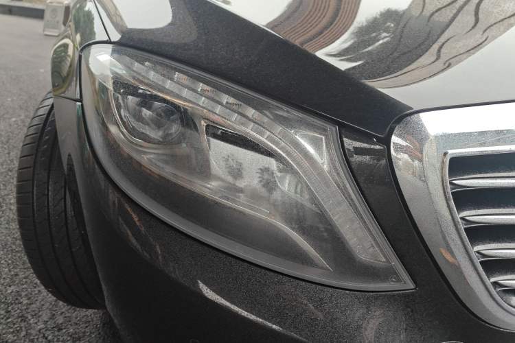 Used Mercedes-Benz S-Class 2014 S 400 L Luxury Model Right Front Headlight