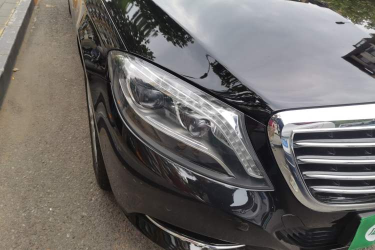 Used Mercedes-Benz S-Class 2014 S 400 L Prestige Edition Right Front Headlight