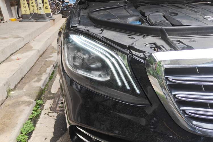 Used Mercedes-Benz S-Class 2014 S 320 L Luxury Model Right Front Headlight