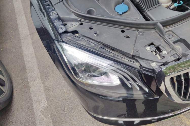 Used Mercedes-Benz S-Class 2014 S 320 L Business Model Right Front Headlight