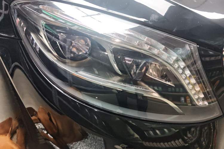 Used Mercedes-Benz S-Class 2014 S 320 L Business Model Right Front Headlight