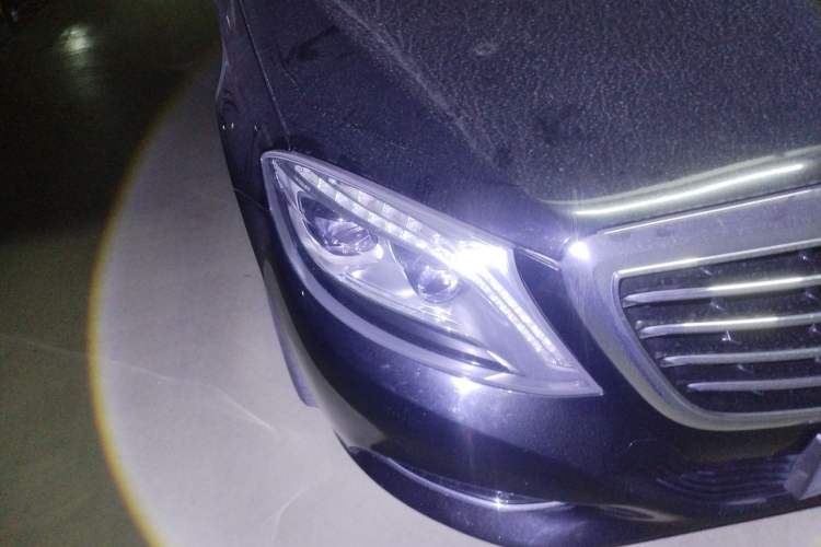 Used Mercedes-Benz S-Class 2014 S 400 L Prestige Edition Right Front Headlight