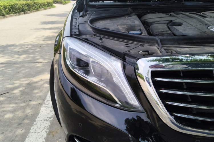 Used Mercedes-Benz S-Class 2014 S 320 L Luxury Model Right Front Headlight
