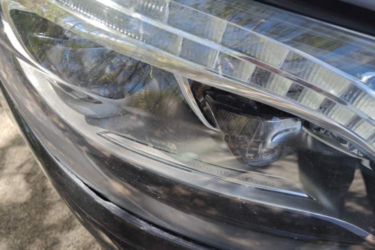 Used Mercedes-Benz S-Class 2014 S 400 L Prestige Edition Right Front Headlight