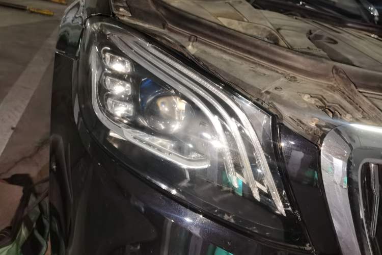 Used Mercedes-Benz S-Class 2014 S 320 L Luxury Model Right Front Headlight
