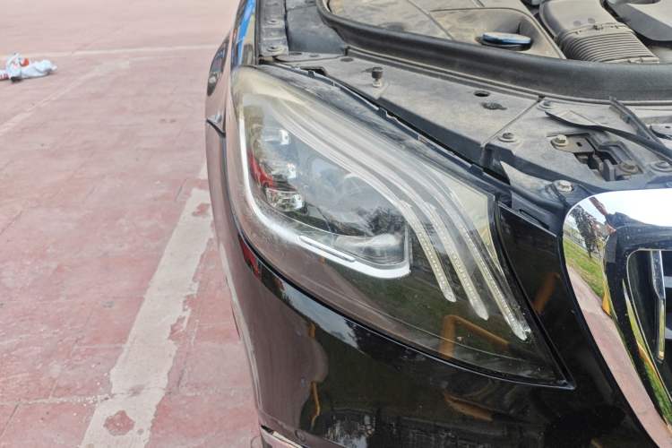 Used Mercedes-Benz S-Class 2014 S 400 L Prestige Edition Right Front Headlight
