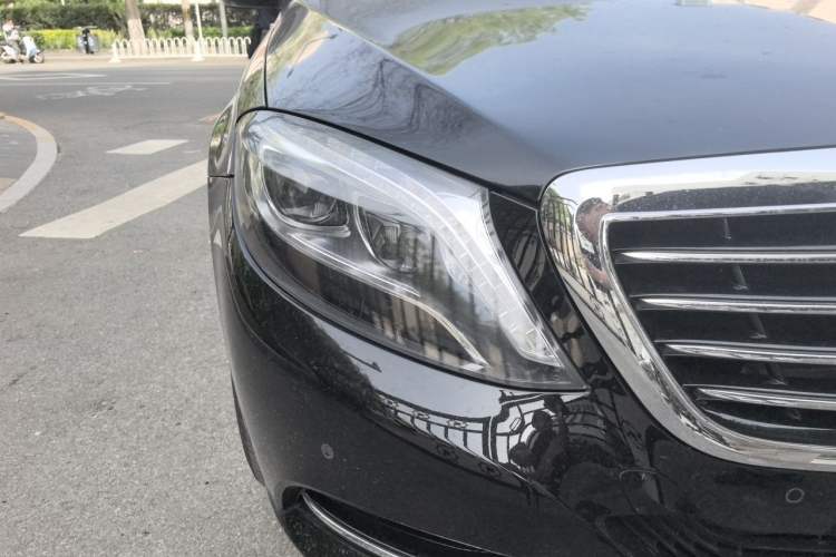 Used Mercedes-Benz S-Class 2014 S 320 L Business Model Right Front Headlight