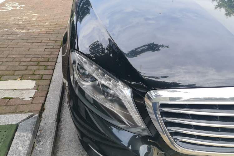 Used Mercedes-Benz S-Class 2014 S 320 L Business Model Right Front Headlight