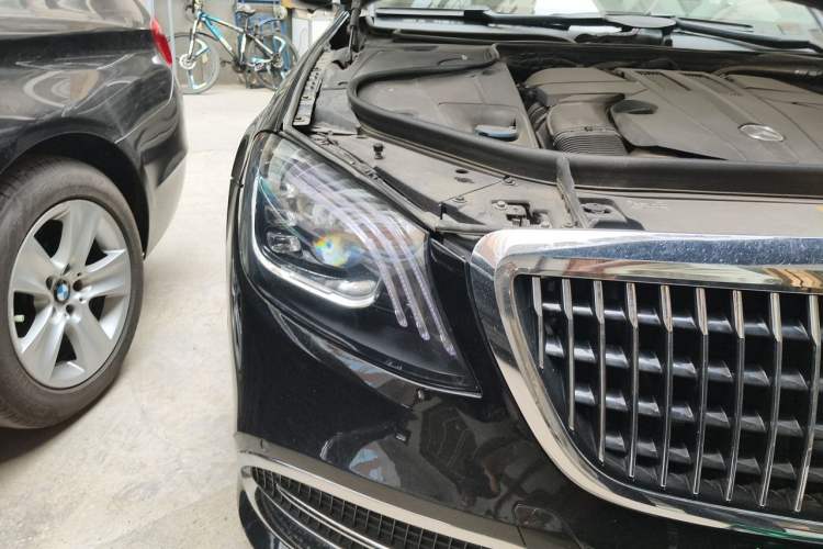 Used Mercedes-Benz S-Class 2014 S 320 L Business Model Right Front Headlight