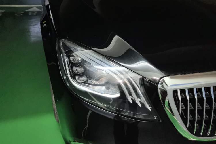 Used Mercedes-Benz S-Class 2014 S 320 L Business Model Right Front Headlight