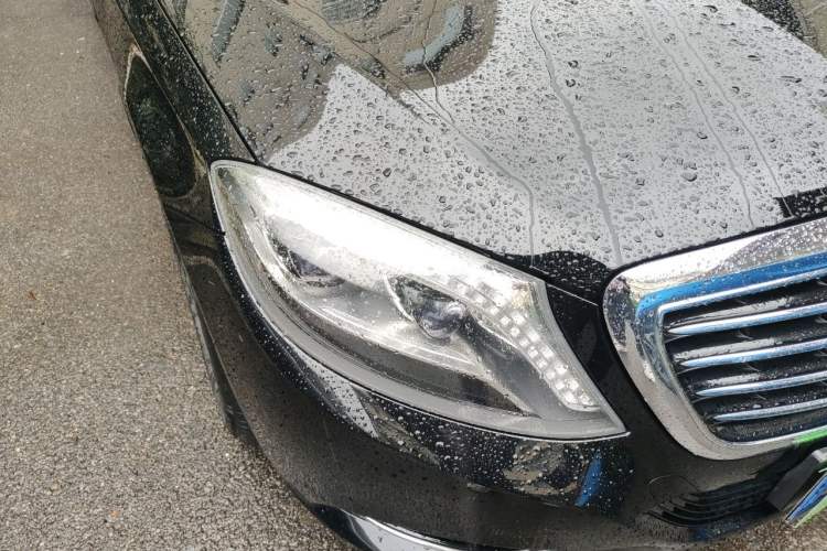 Used Mercedes-Benz S-Class 2014 S 320 L Business Model Right Front Headlight