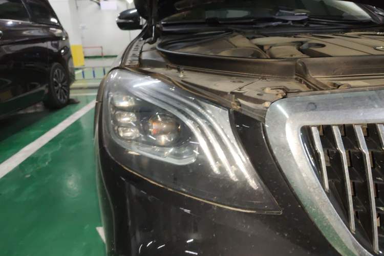 Used Mercedes-Benz S-Class 2014 S 400 L Prestige Edition Right Front Headlight
