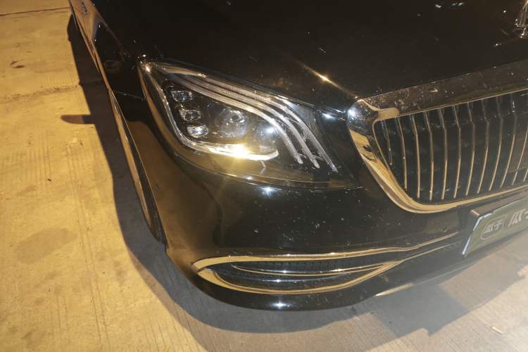Used Mercedes-Benz S-Class 2014 S 320 L Luxury Model Right Front Headlight