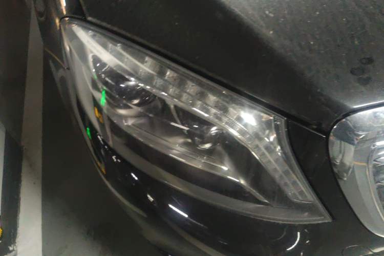 Used Mercedes-Benz S-Class 2014 S 320 L Business Model Right Front Headlight