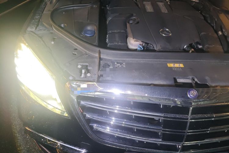 Used Mercedes-Benz S-Class 2014 S 320 L Business Model Right Front Headlight