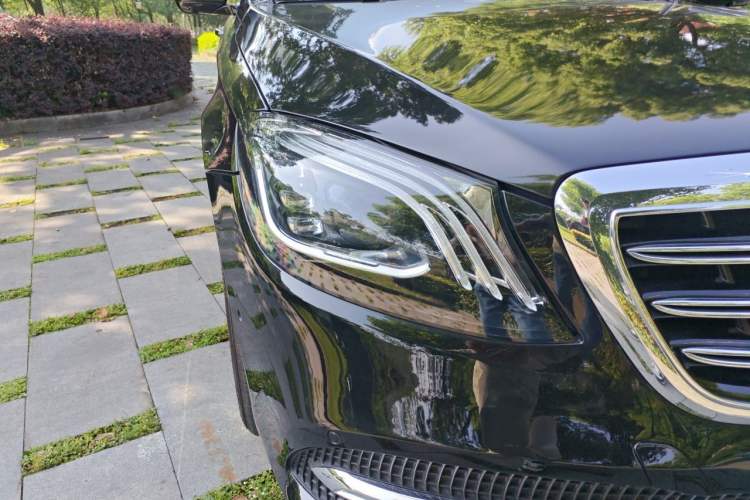 Used Mercedes-Benz S-Class 2014 S 320 L Luxury Model Right Front Headlight