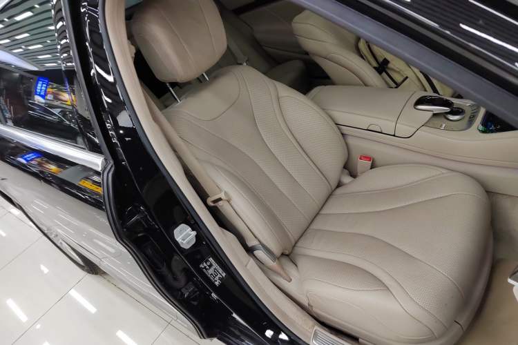 Used Mercedes-Benz S-Class 2014 S 320 L Business Model Right Front Seat