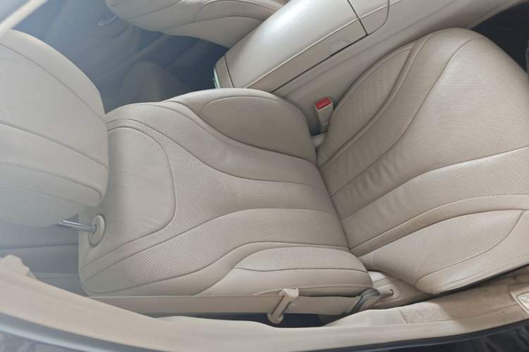 Used Mercedes-Benz S-Class 2014 S 320 L Business Model Right Front Seat