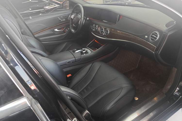 Used Mercedes-Benz S-Class 2014 S 320 L Business Model Right Front Seat