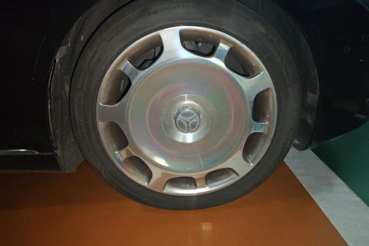 Used Mercedes-Benz S-Class 2014 S 320 L Business Model Right Front Wheel Hub