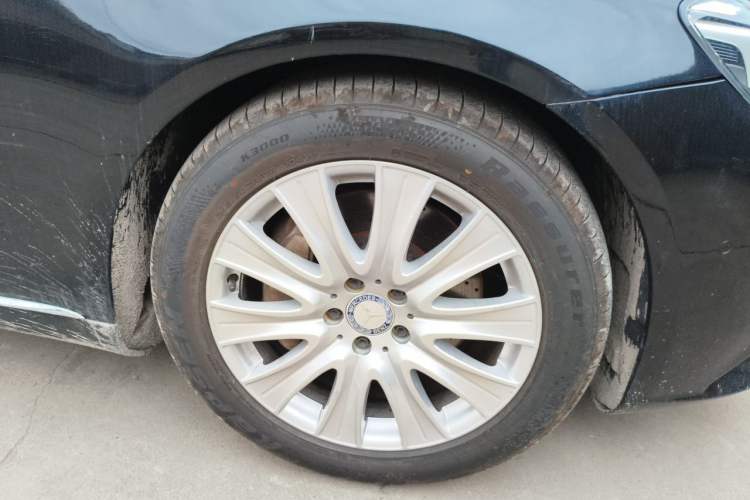 Used Mercedes-Benz S-Class 2014 S 320 L Business Model Right Front Wheel Hub