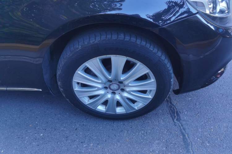 Used Mercedes-Benz S-Class 2014 S 320 L Business Model Right Front Wheel Hub