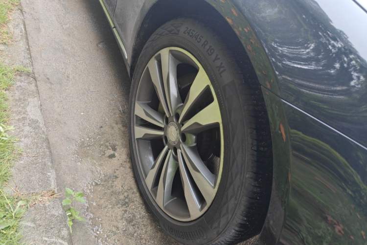 Used Mercedes-Benz S-Class 2014 S 320 L Business Model Right Front Wheel Hub