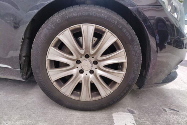 Used Mercedes-Benz S-Class 2014 S 320 L Business Model Right Front Wheel Hub