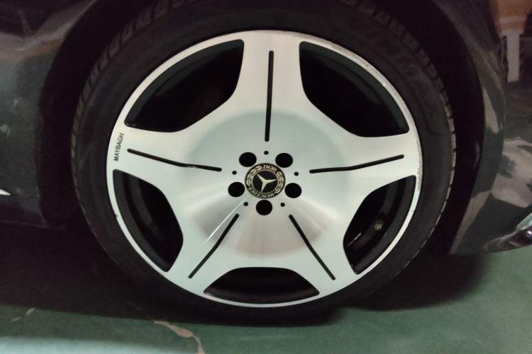 Used Mercedes-Benz S-Class 2014 S 320 L Business Model Right Front Wheel Hub