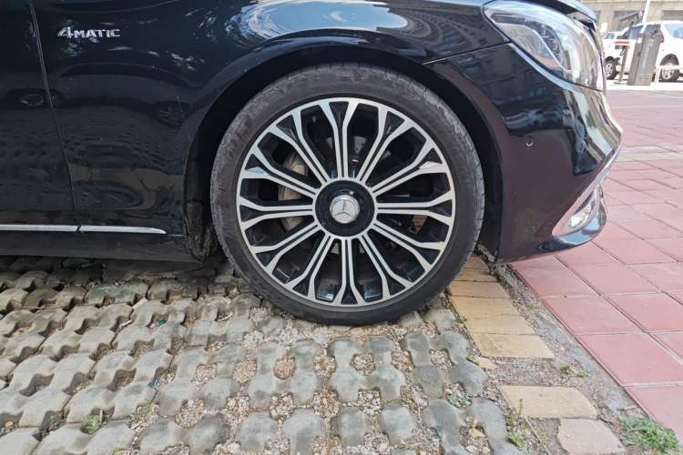 Used Mercedes-Benz S-Class 2014 S 320 L Business Model Right Front Wheel Hub