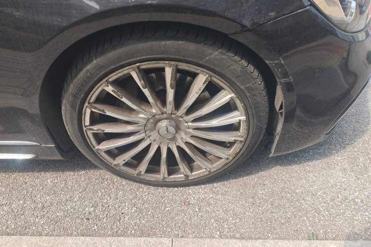 Used Mercedes-Benz S-Class 2014 S 400 L HYBRID Right Front Wheel Hub